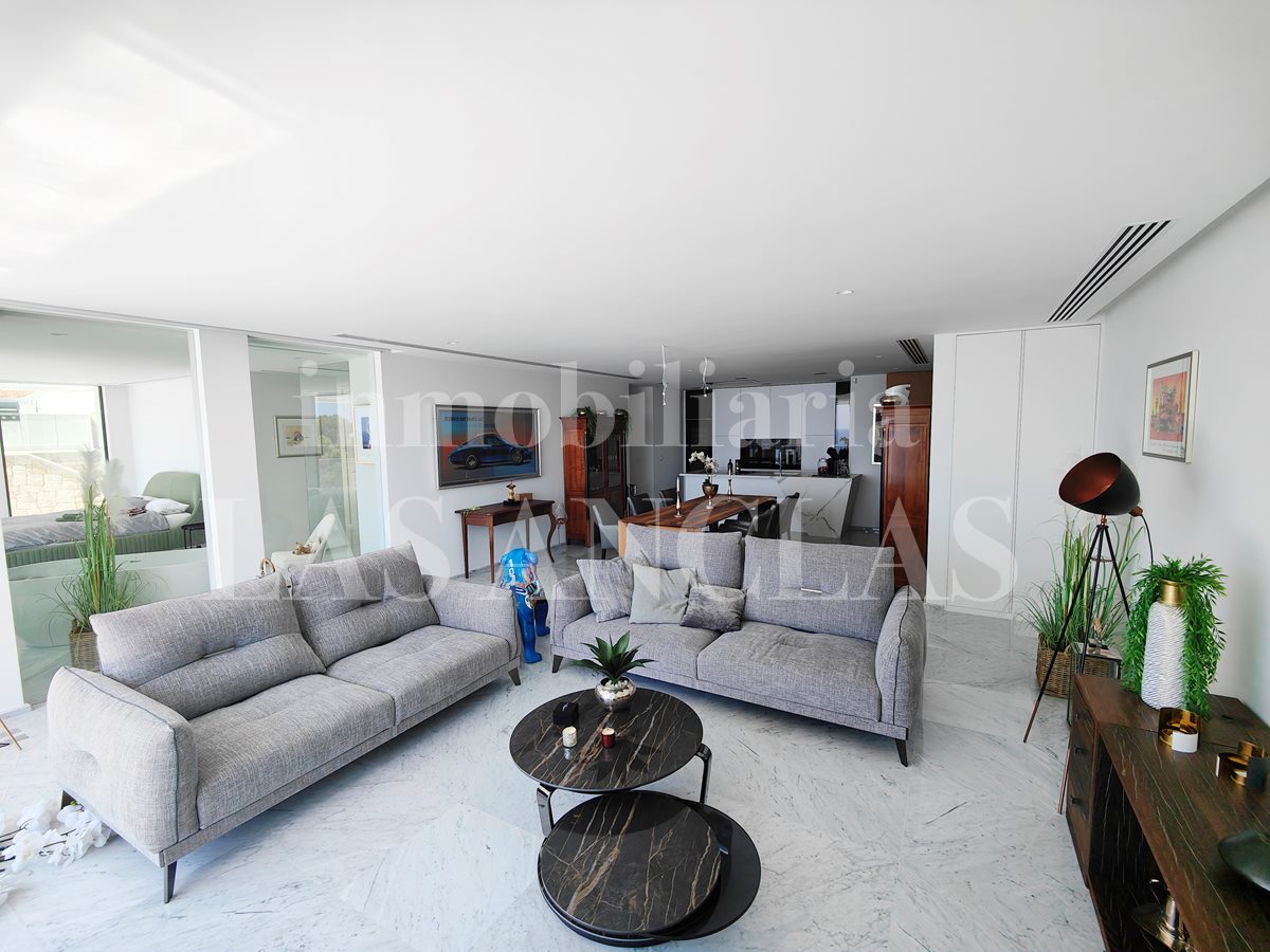 penthouse flat in Altea  待售