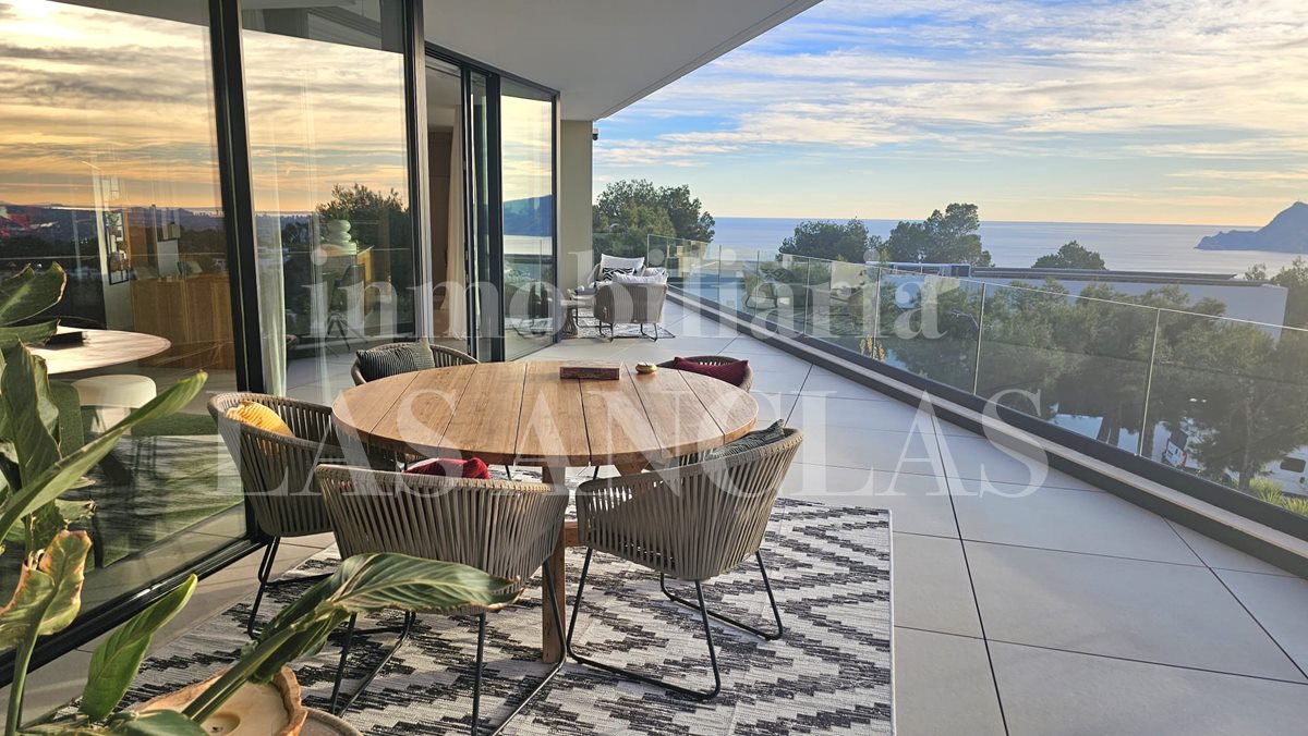 luxury villa on the Costa Blanca  待售