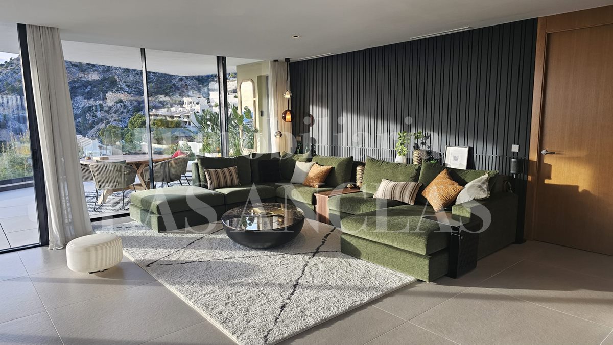 luxury villa on the Costa Blanca  待售