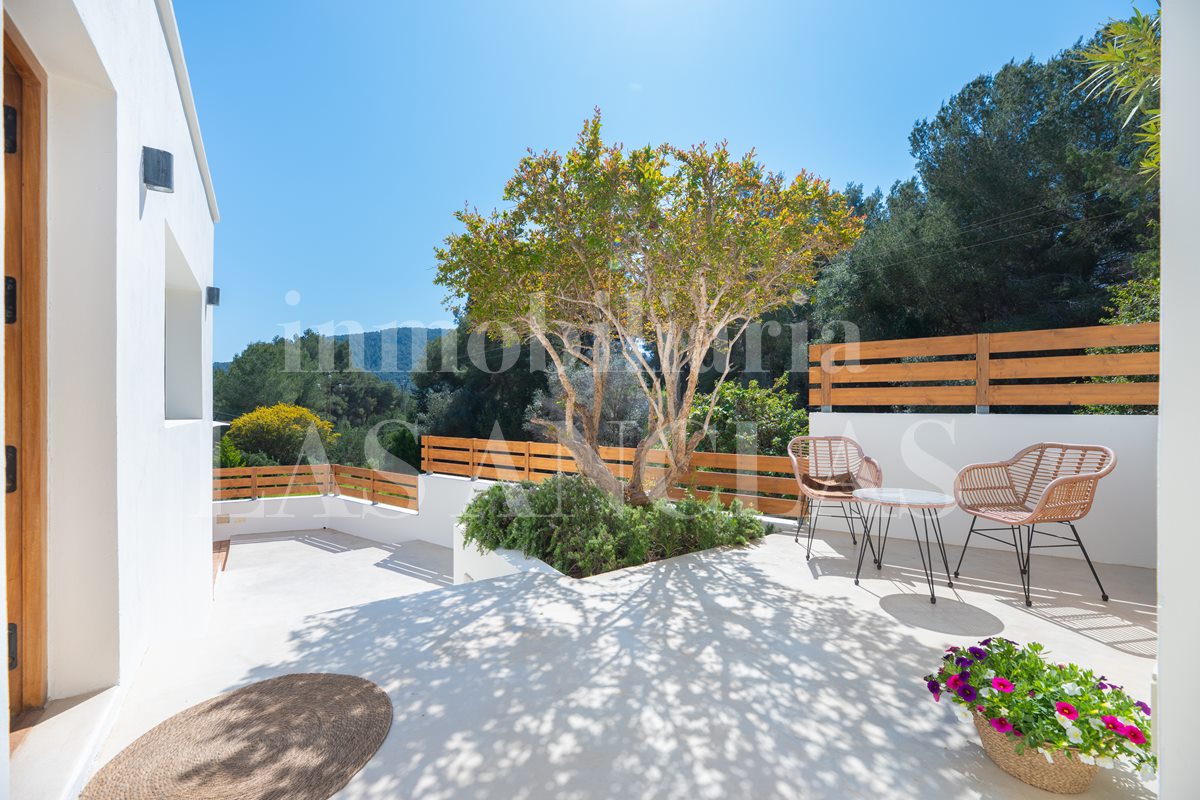 Ibiza Cala Llonga - Pflegeleichtes Einfamilienhaus nur wenige Gehminuten vom Strand entfernt im Verkauf