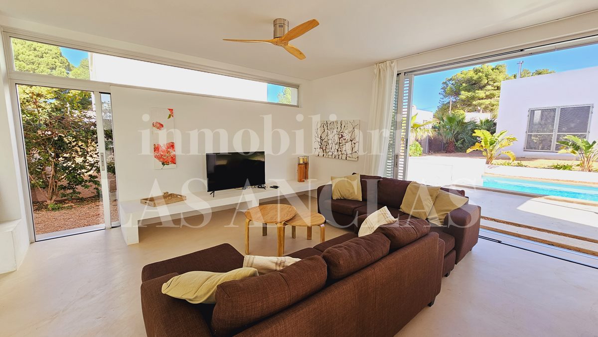 house / villa in San Carlos Ibiza for sale