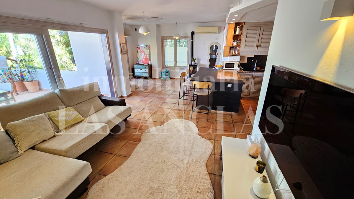 Ibiza Talamanca - Attractive flat in a residential complex with community pool and excellent location till salu