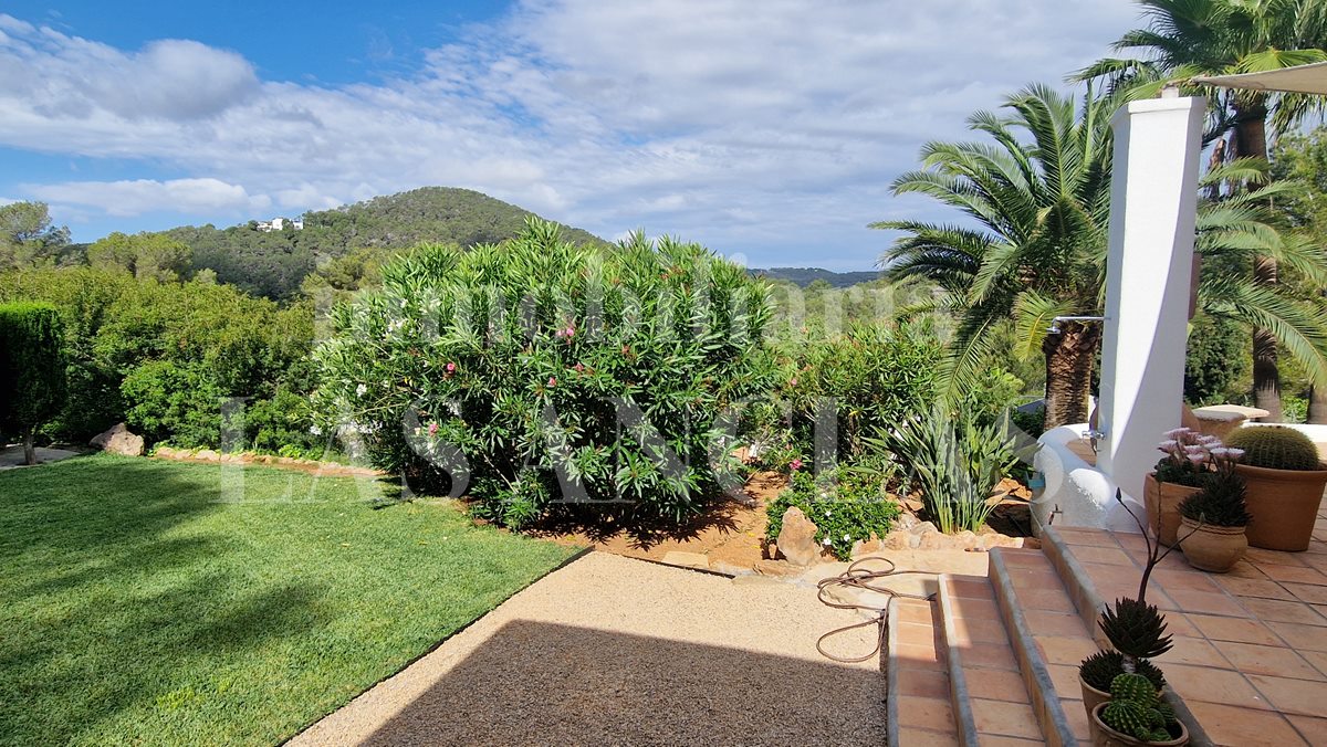 casa pareada en Santa Eulalia Ibiza en venta