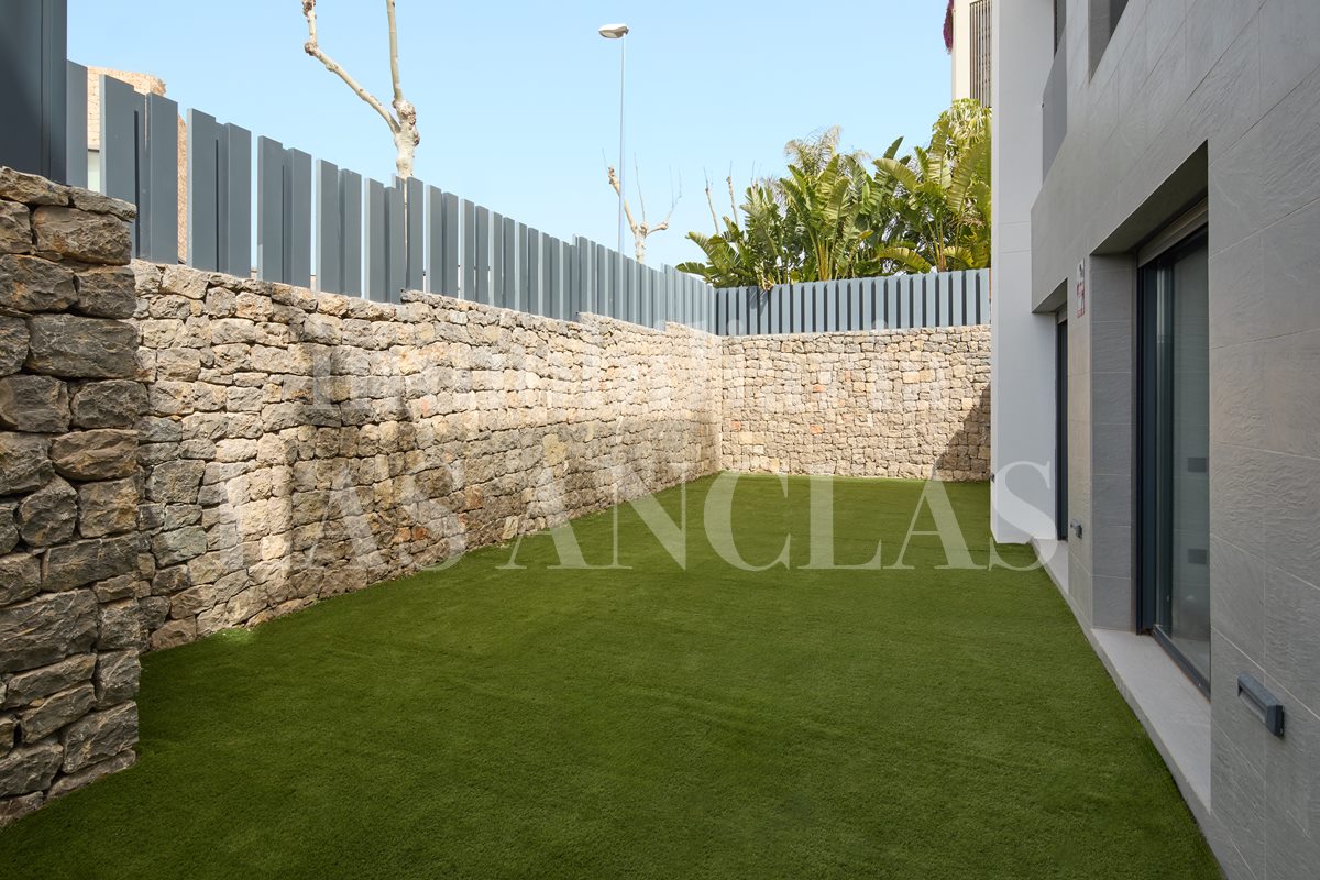 flat at ground floor in Talamanca Ibiza till salu