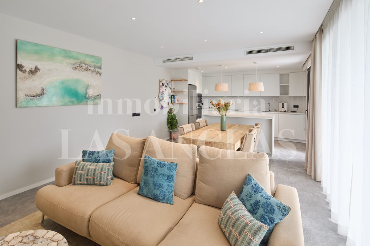 Ibiza Talamanca - Contemporary ground-floor apartment with private pool in a high-demand area till salu
