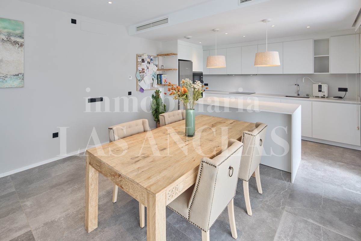 flat at ground floor in Talamanca Ibiza till salu