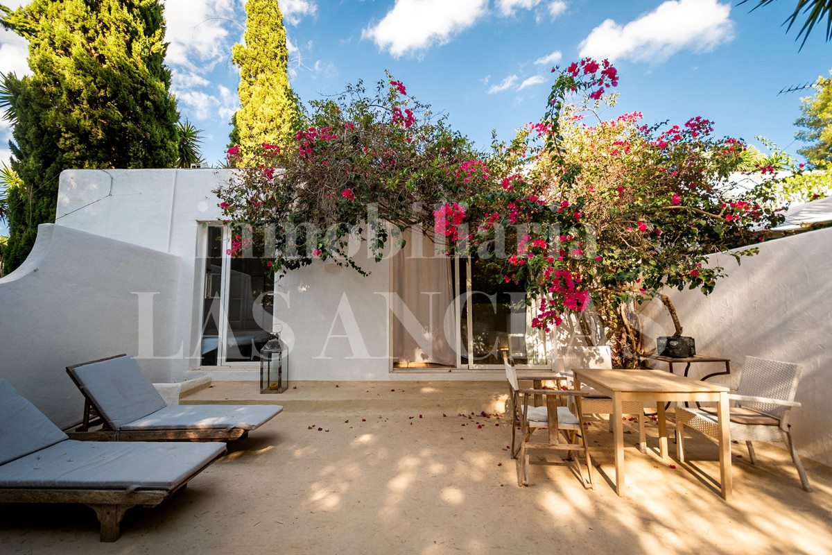 Ibiza Jesús - Opportunity! Versatile house with 4 separate apartments and multiple possibilities for sale