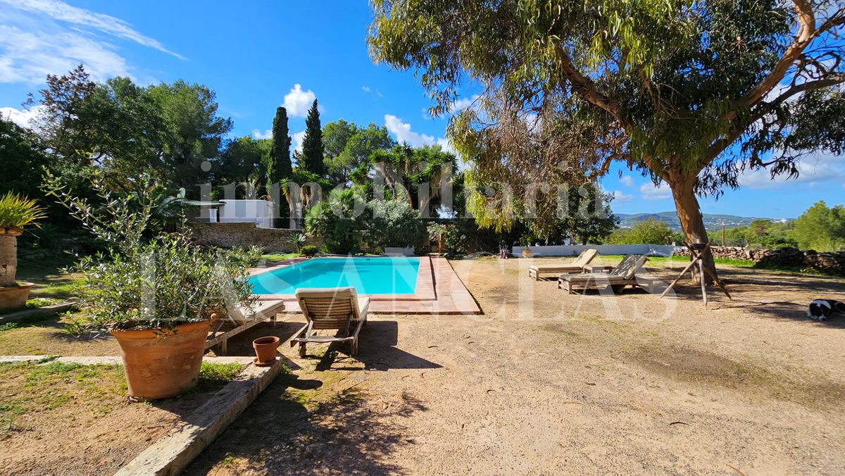 Ibiza Jesús - Romantisches Landhaus mit 4 separaten Gästebereichen und vollständiger Privatsphäre im Verkauf