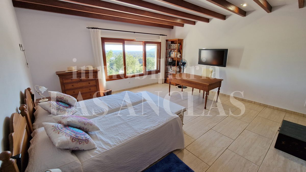 Ibiza San Carlos - Tourist rental license! Villa with beautiful natural stone walls & sea views for sale