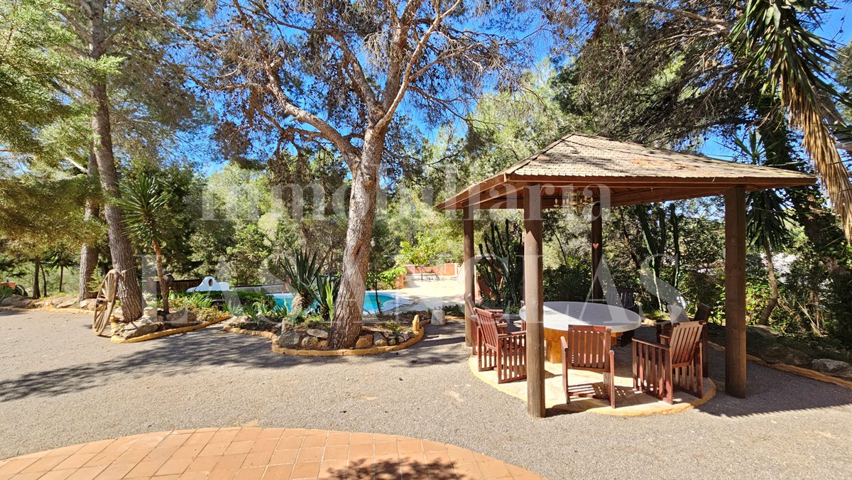 Ibiza Santa Eulalia - Casa de campo con excelente privacidad cerca del núcleo urbano en venta