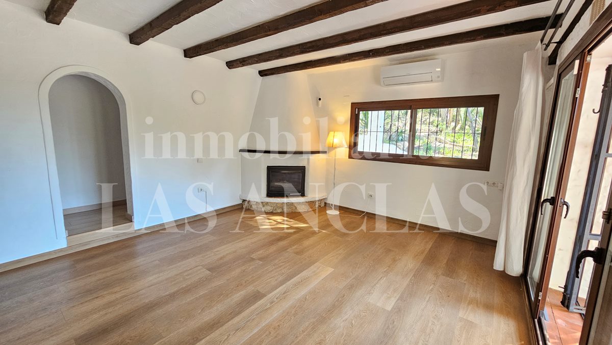Ibiza Santa Eulalia - Charmantes Landhaus mit viel Privatsphäre in der Nähe der Stadt im Verkauf