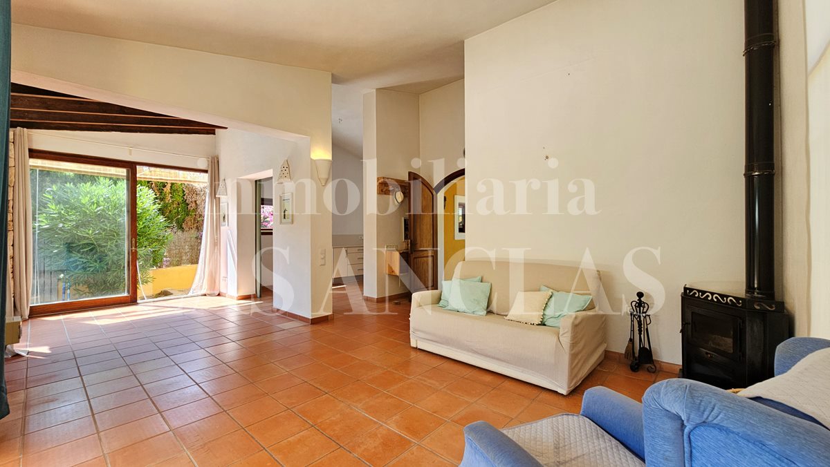 Ibiza Cala Llonga - Acogedora casa de una planta con proyecto de ampliación andando a la playa en venta