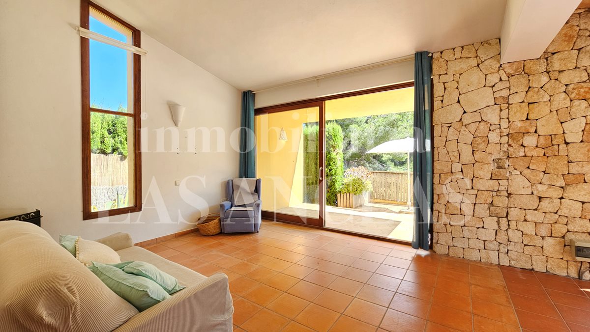 house in Cala Llonga Ibiza in vendita