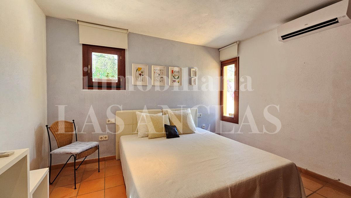 Ibiza Cala Llonga - Acogedora casa de una planta con proyecto de ampliación andando a la playa en venta