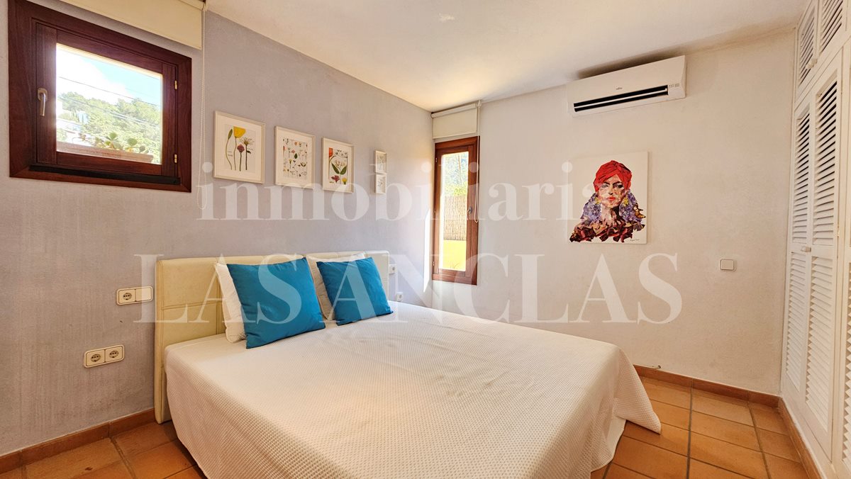 Ibiza Cala Llonga - Oportunidad! Acogedora casa de una planta con proyecto de ampliación andando a la playa en venta