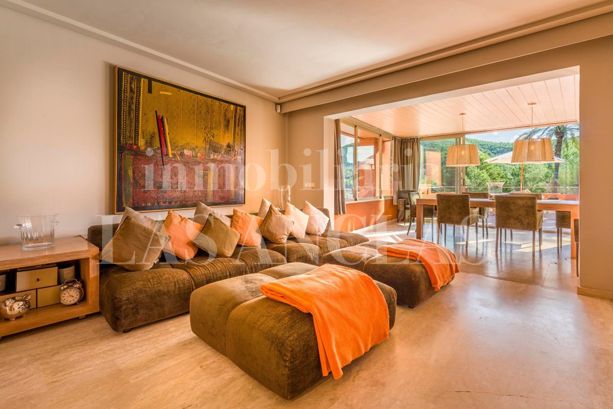 Ibiza near golf course - Spacious, elegant flat with large terrace in a complex with exclusive communal areas te koop