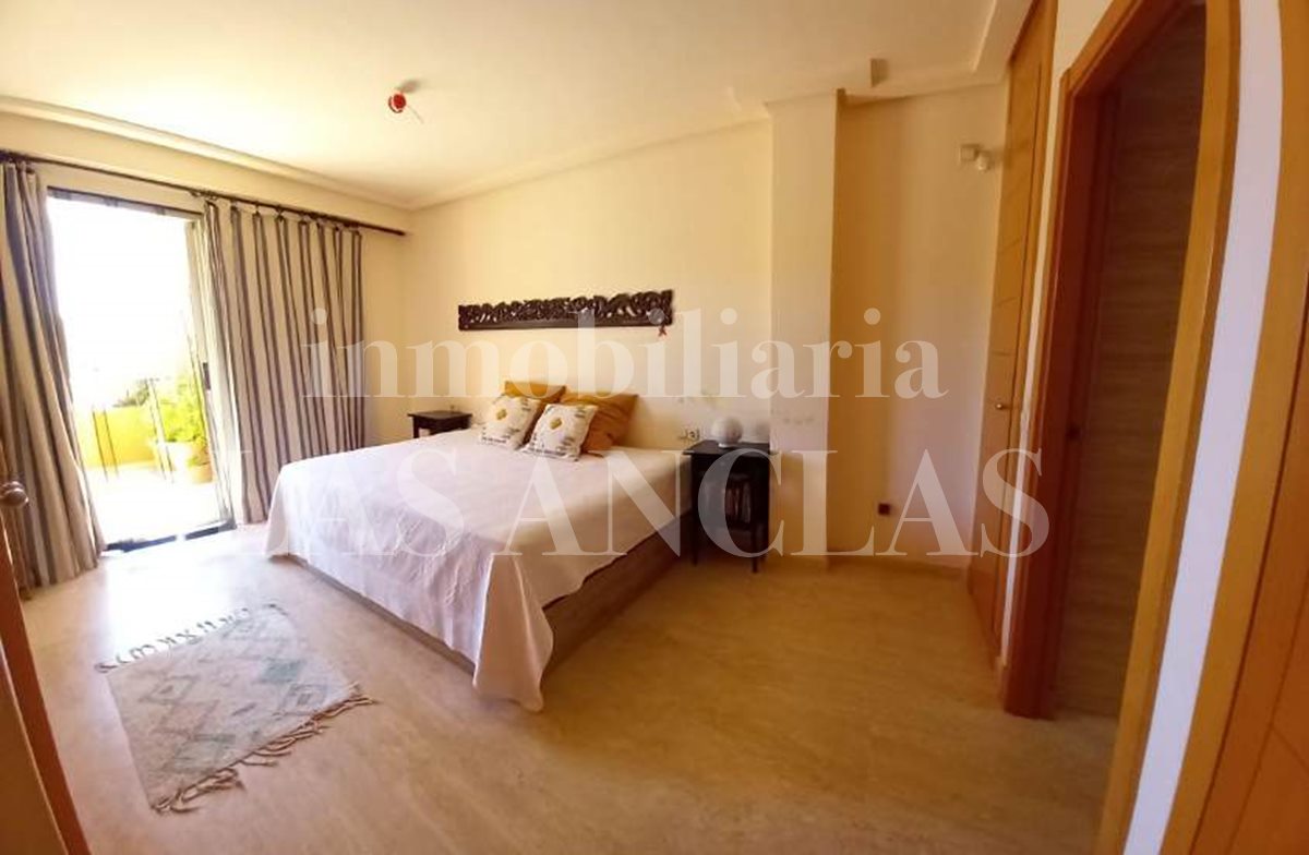 Ibiza near golf course - Penthouse flat with private roof terrace, pool and views to the landscape for sale