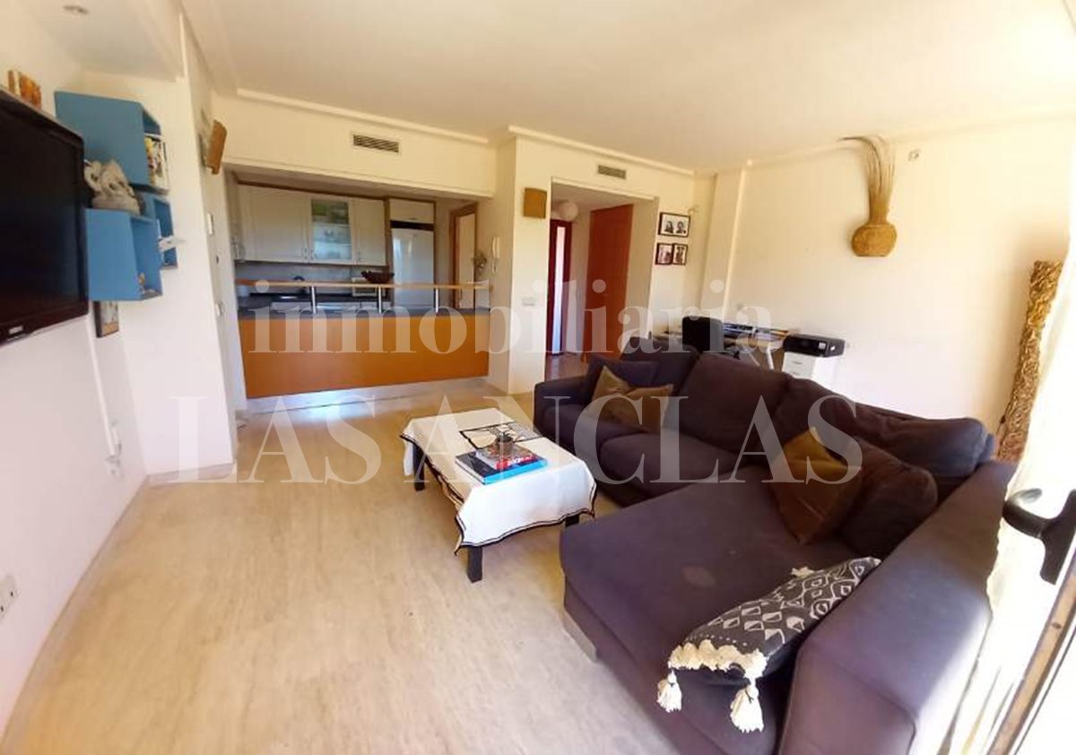 Ibiza near golf course - Penthouse flat with private roof terrace, pool and views to the landscape for sale