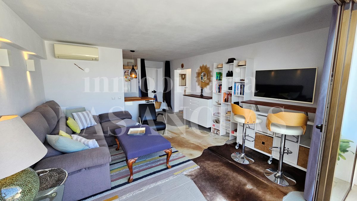 Ibiza Ostküste - Sonnige Penthousewohnung mit privilegiertem Meer- und Küstenblick im Verkauf