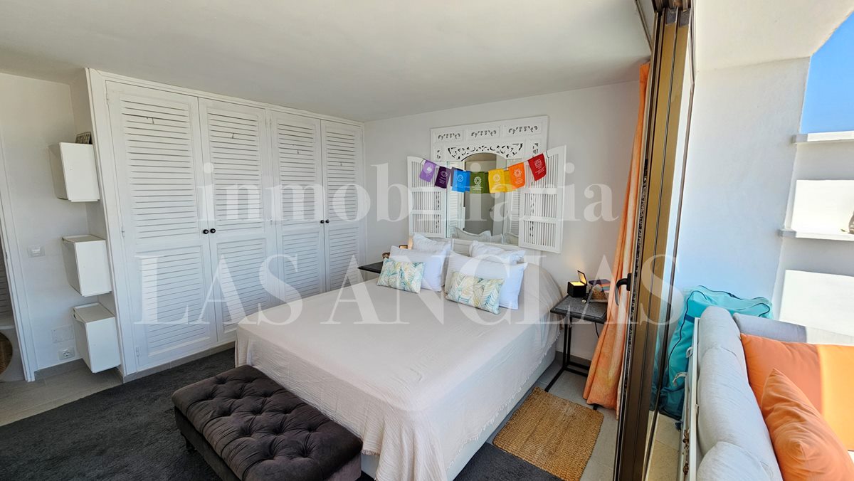 Penthousewohnung an der Ostküste Ibiza im Verkauf