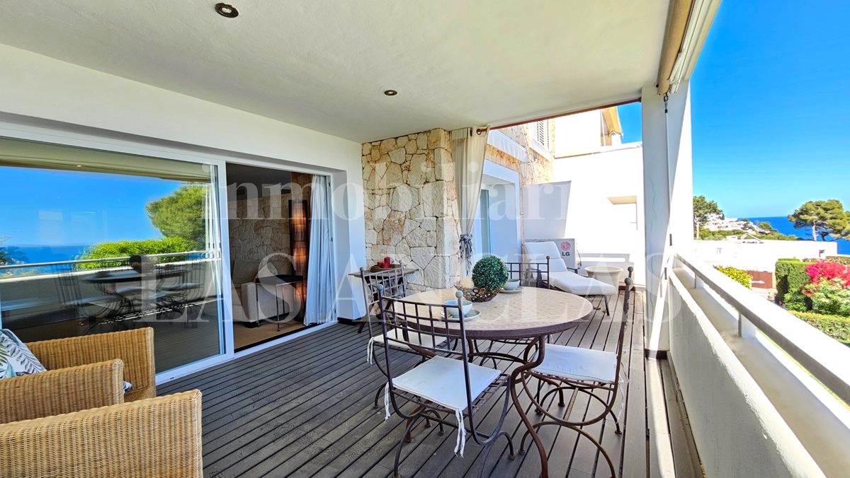 Ibiza Roca Llisa - Sonnige Wohnung in gepflegter Wohnanlage mit tollem Meerblick im Verkauf
