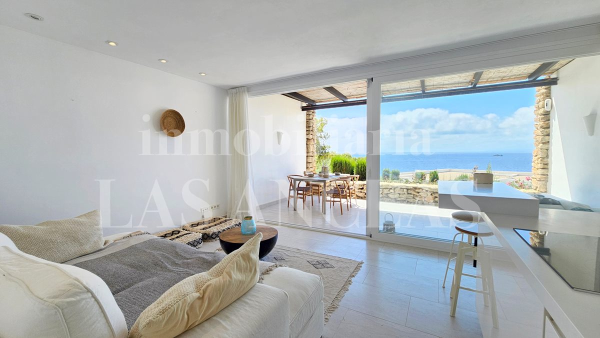 terraced house near golf course Ibiza for sale