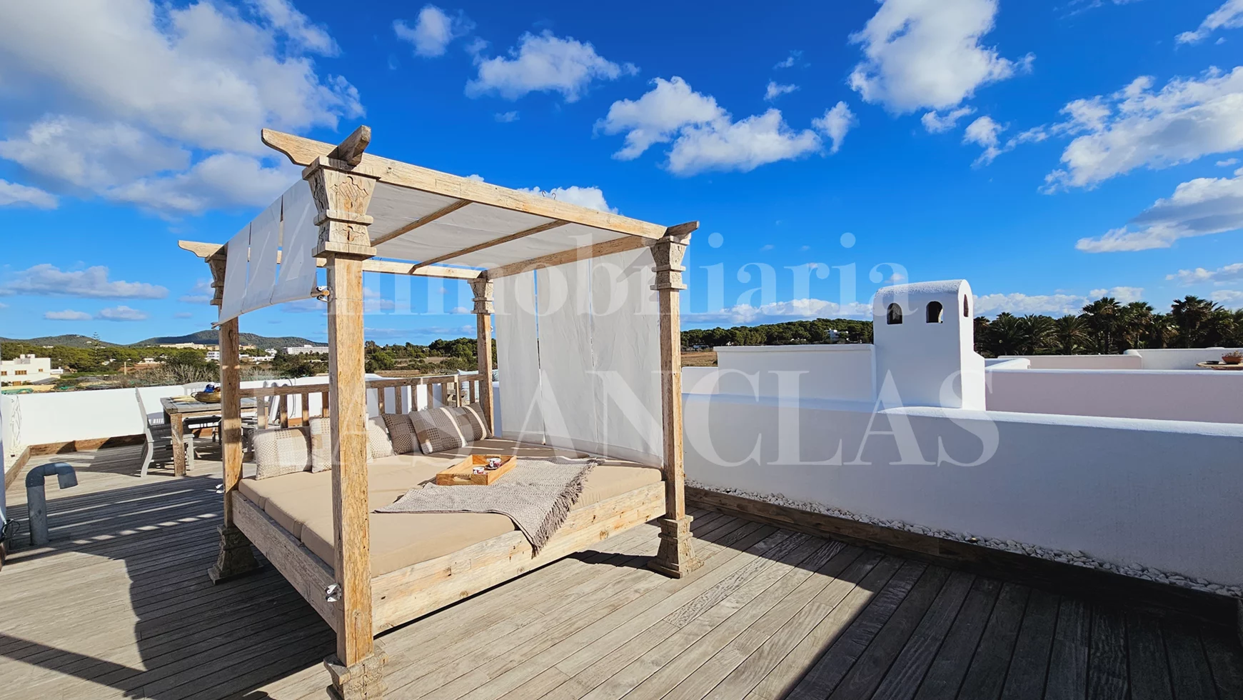  Ibiza east coast - Refurbished penthouse with private roof terrace at walking distance to the beach