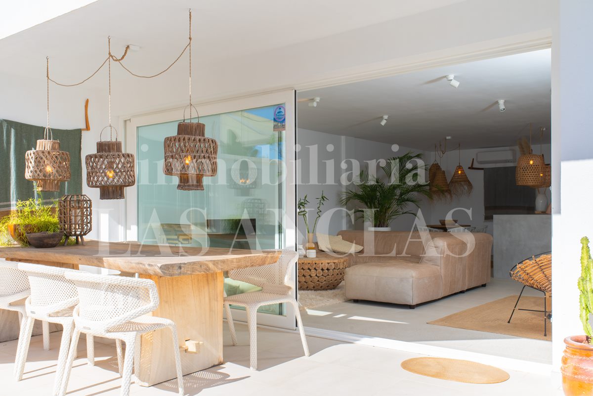 Ibiza nahe Golfplatz - Attraktive, moderne Wohnung mit Blick auf den Golfplatz im Verkauf