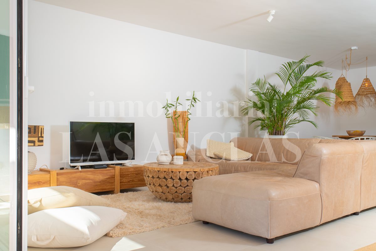 Ibiza nahe Golfplatz - Attraktive, moderne Wohnung mit Blick auf den Golfplatz im Verkauf