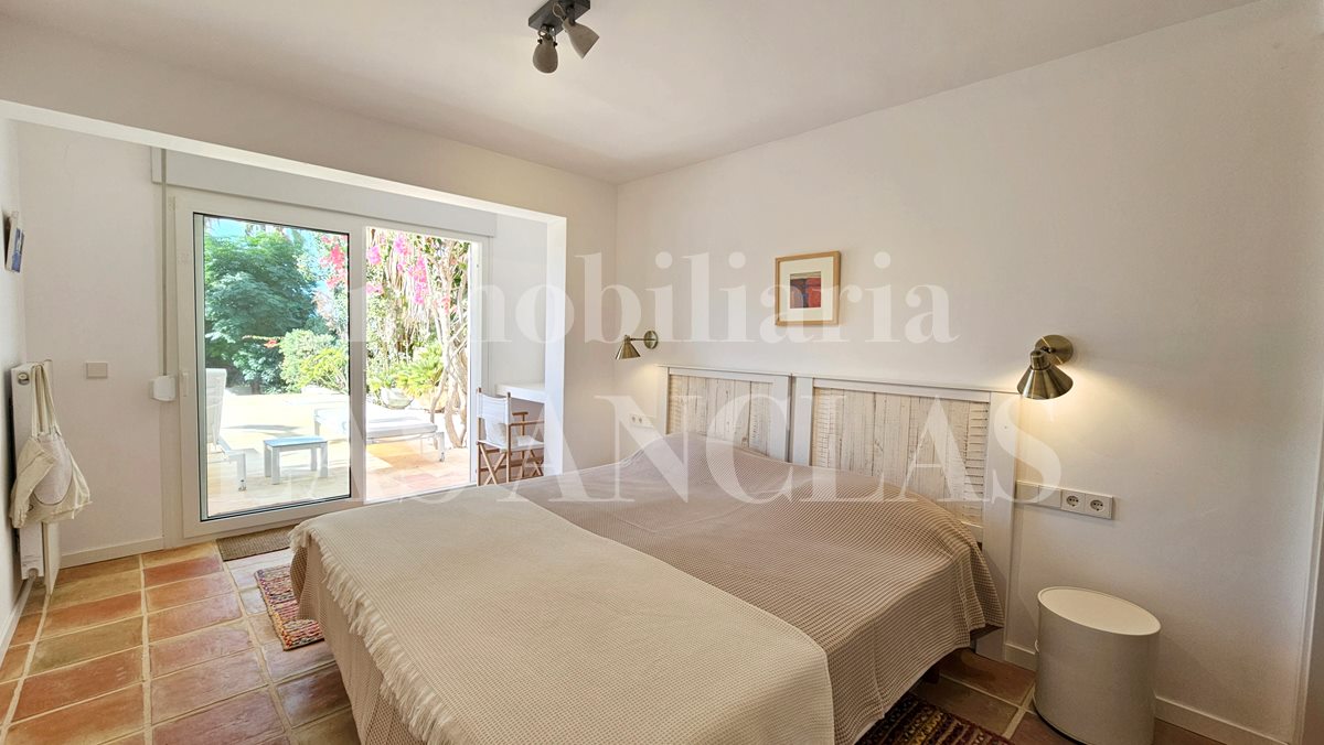 Ibiza Talamanca - Attractive renovated house in splendid location and wonderful views for sale