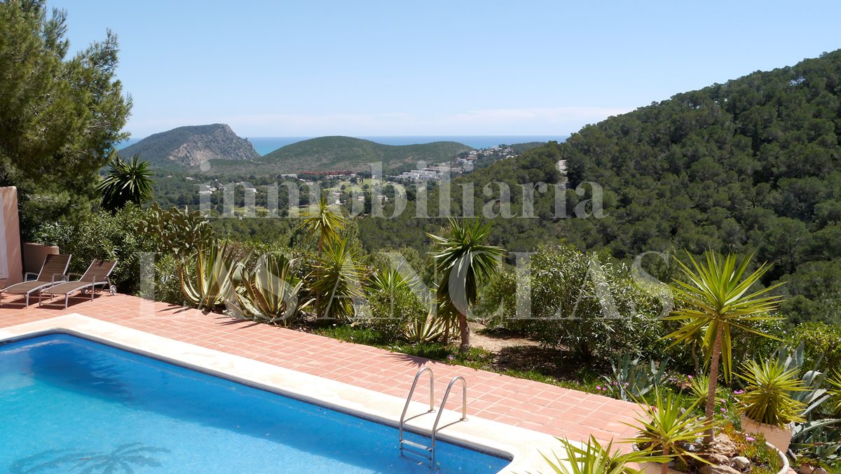 Ibiza Jesús - Wunderschönes Reihenhaus mit Meerblick in sehr privater, ruhiger Residenz im Verkauf