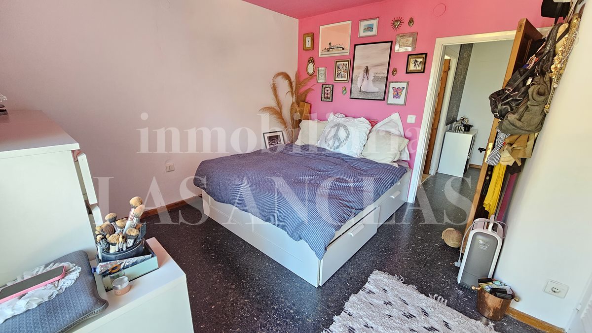 Ibiza Talamanca - Encantadora casa adosada de esquina con amplia zona exterior en venta