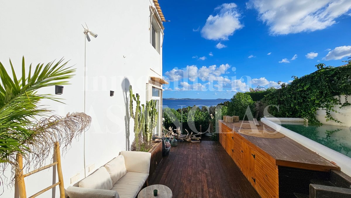 Ibiza Siesta - 1. Meereslinie mit Strandzugang! Helles Eckreihenhaus mit frontalem Meerblick im Verkauf