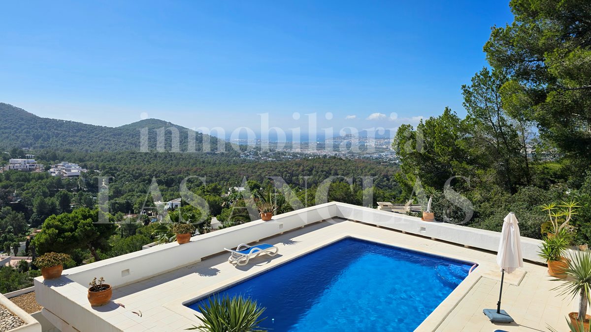 duplex flat in Urbanisation Can Furnet Ibiza for sale