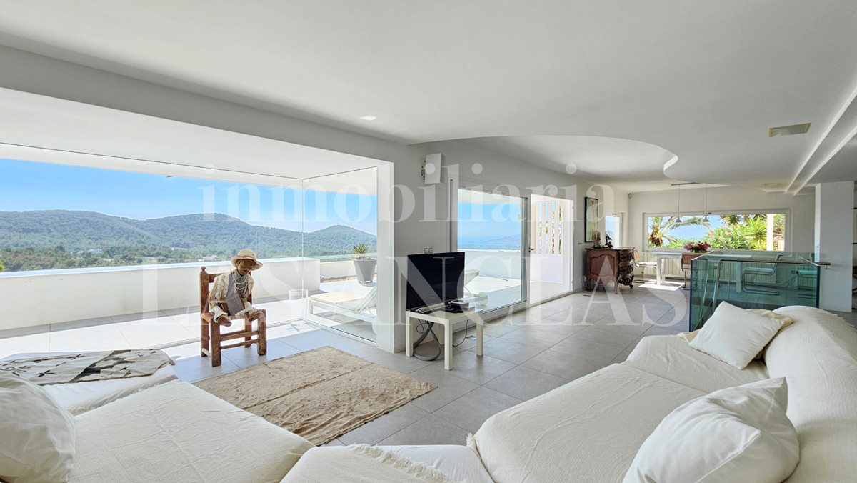 Ibiza Can Furnet - Impressive 210m² duplex flat with magnificent views of the sea and Dalt Vila for sale