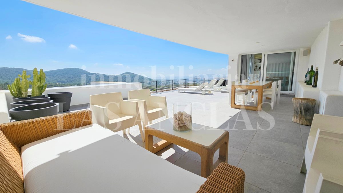 Ibiza Can Furnet - Impressive 210m² duplex flat with magnificent views of the sea and Dalt Vila for sale