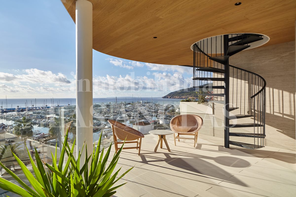 Ibiza Santa Eulalia - Luxurious, brand-new penthouse on the seafront promenade for sale