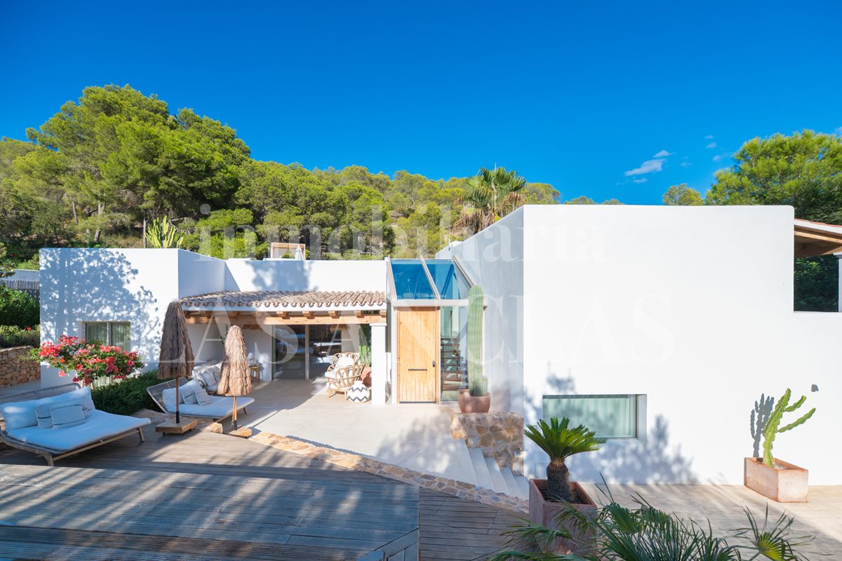 Ibiza San José - Light flooded, stylishly refurbished villa near to beautiful beaches till salu