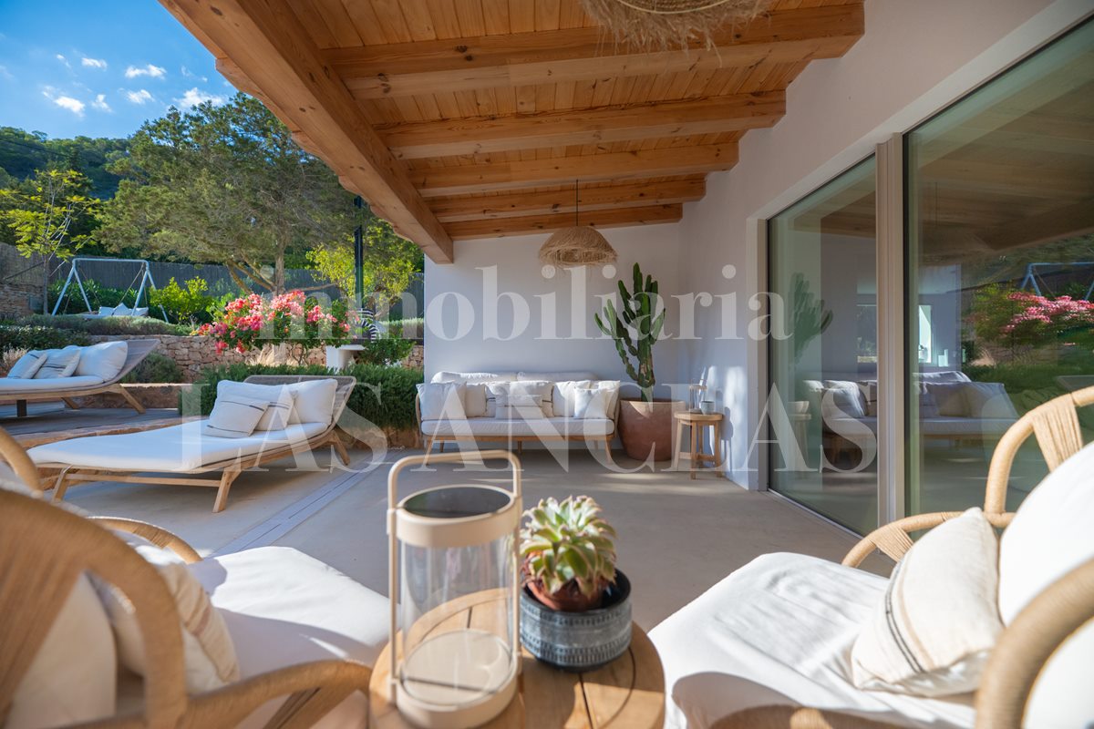 Ibiza San José - Light flooded, stylishly refurbished villa near to beautiful beaches till salu