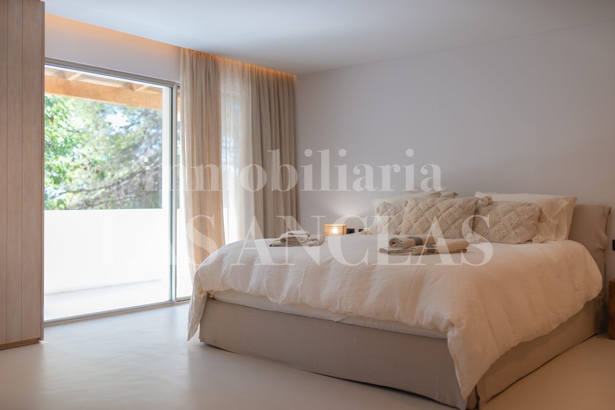 Ibiza San José - Light flooded, stylishly refurbished villa near to beautiful beaches till salu
