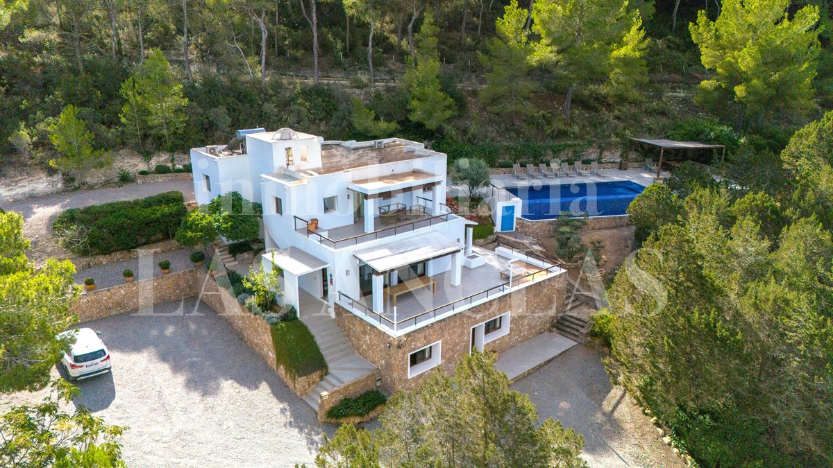 Ibiza Es Cubells - Touristic rental license! 6-bedroom villa near to Porroig and Es Torrent for sale