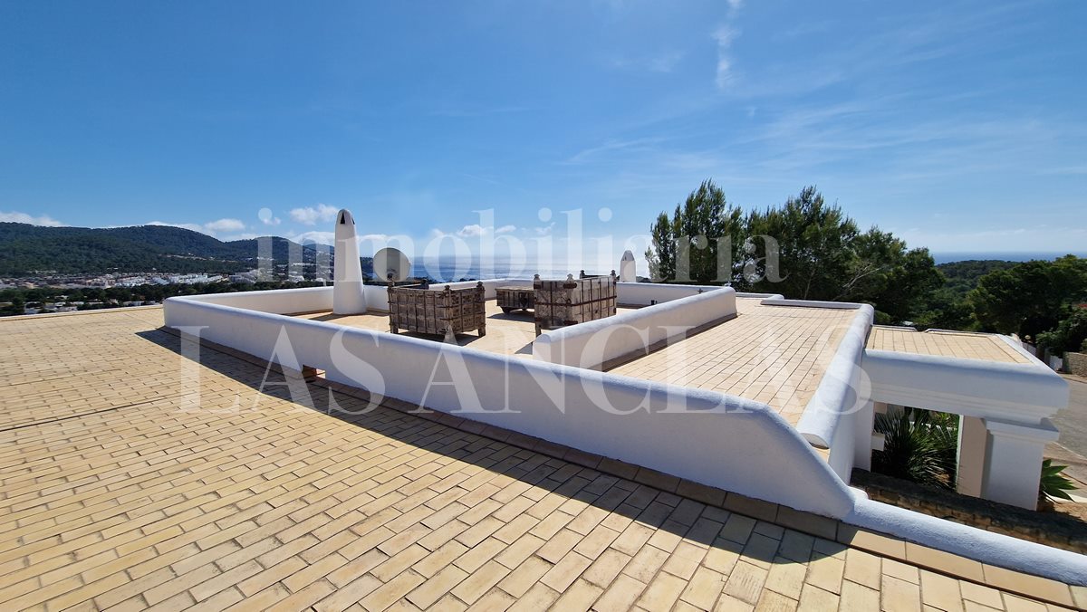villa with 2 seperate living units west coast Ibiza for sale