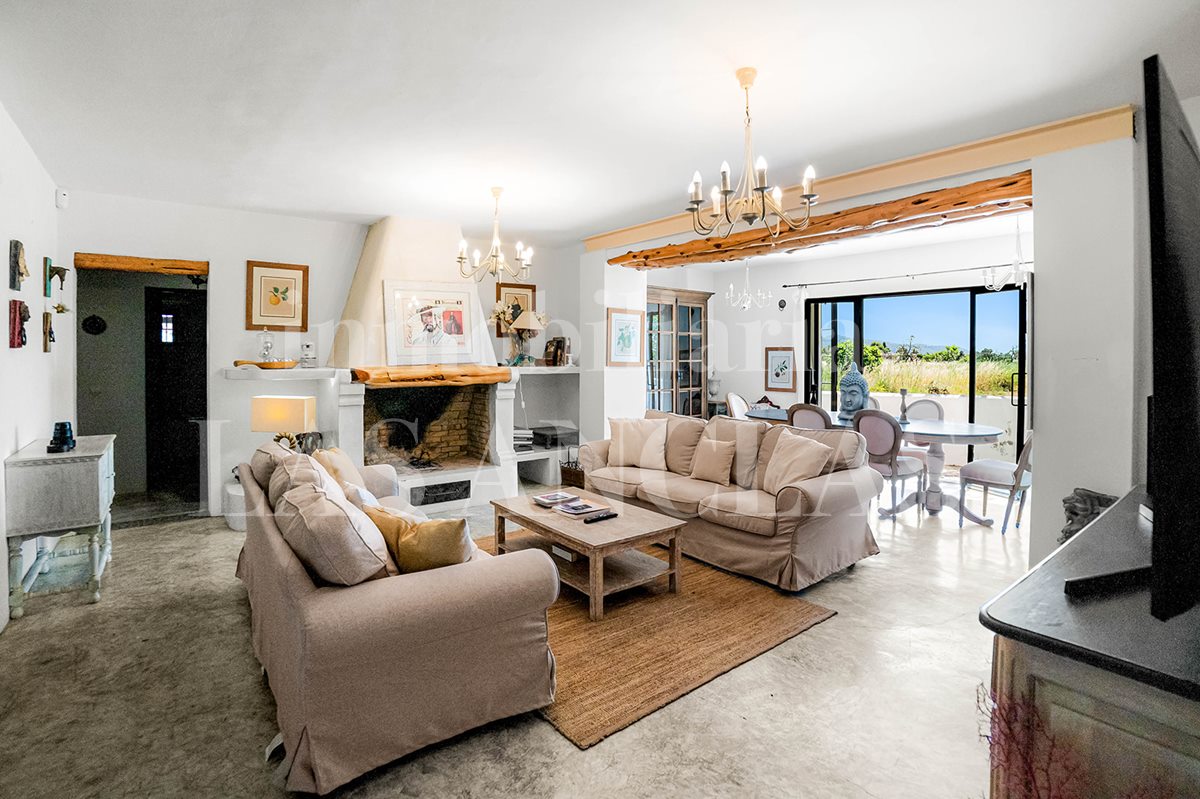 Ibiza San José - Cosy single-storey villa with guest house and inviting terraces para venda