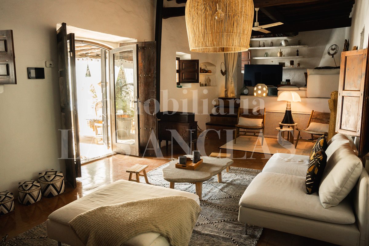 Ibiza San José - Authentic Ibizan country house offering privacy and plenty of charm in vendita