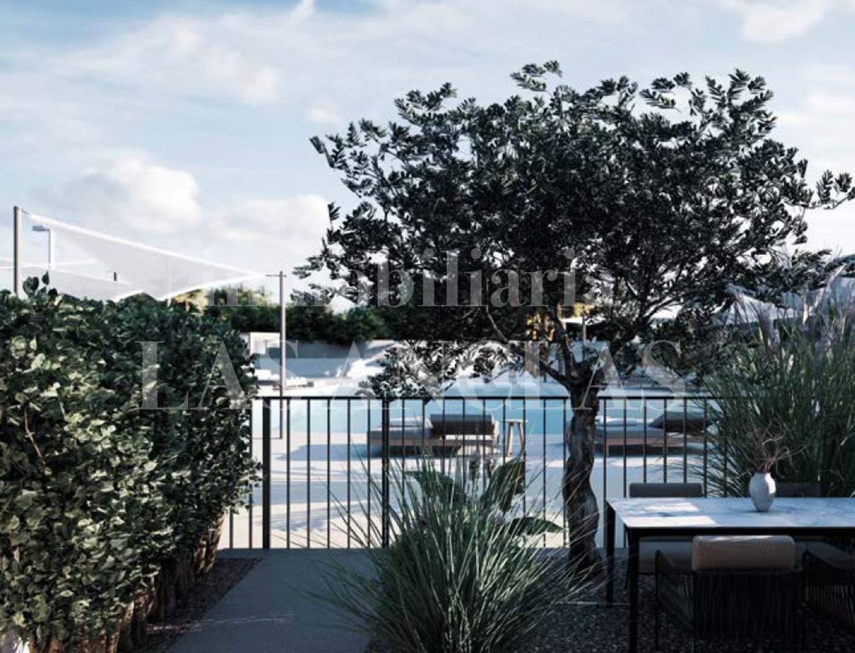 Ibiza San Antonio - Practical loft-style flat with communal pool and tennis court for sale