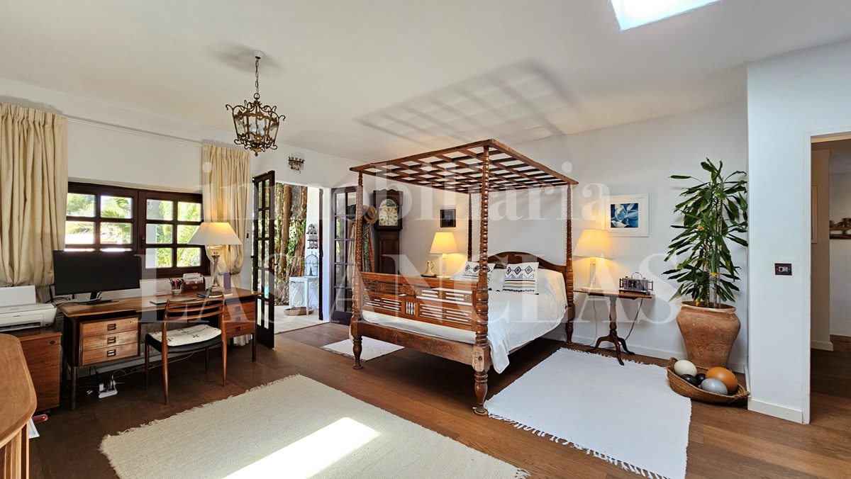 Ibiza San José - Beautiful renovated historic finca surrounded by lush gardens for sale Ibiza San José - Beautiful renovated historic finca surrounded by lush gardens for sale