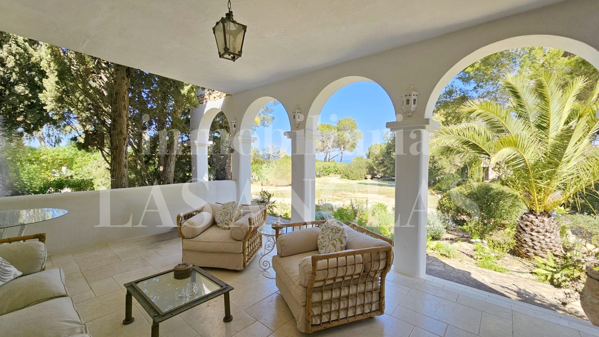 Ibiza San José - Liebevoll renovierte 400 Jahre alte Finca mit Nebengebäuden und vielen Details im Verkauf