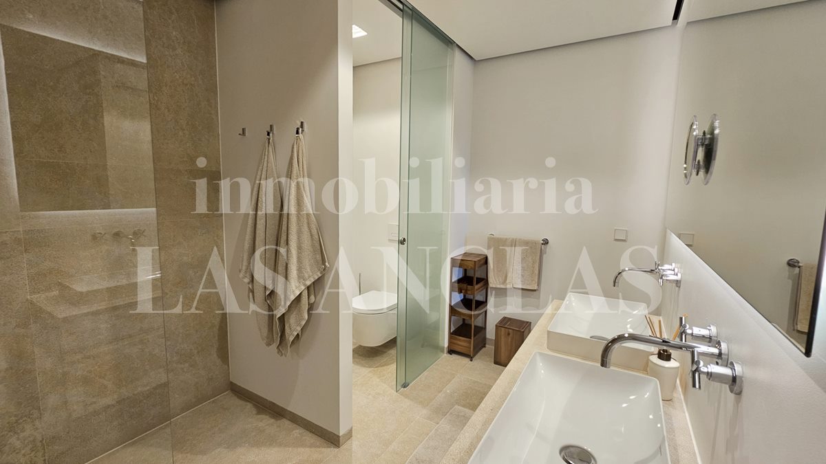 flat / apartment in Playa d'en Bossa Ibiza for sale
