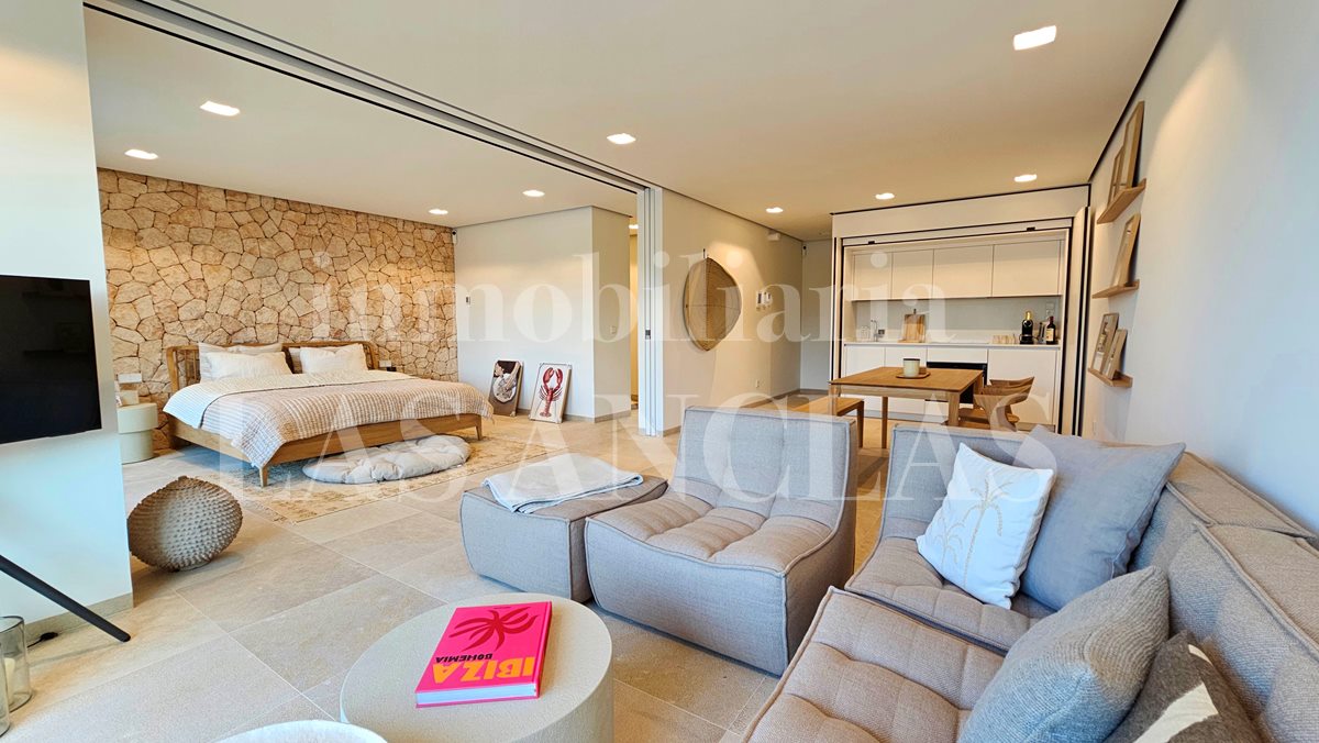 Ibiza Playa d'en Bossa - Practical, luxurious apartment in a building with exceptional community areas for sale