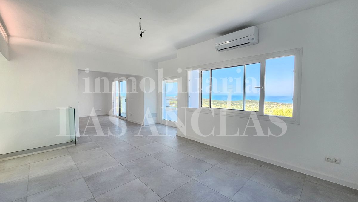 Ibiza Westküste - Kernsaniertes Haus mit atemberaubendem Blick auf das Meer, die Küste und die Sonnenuntergänge im Verkauf